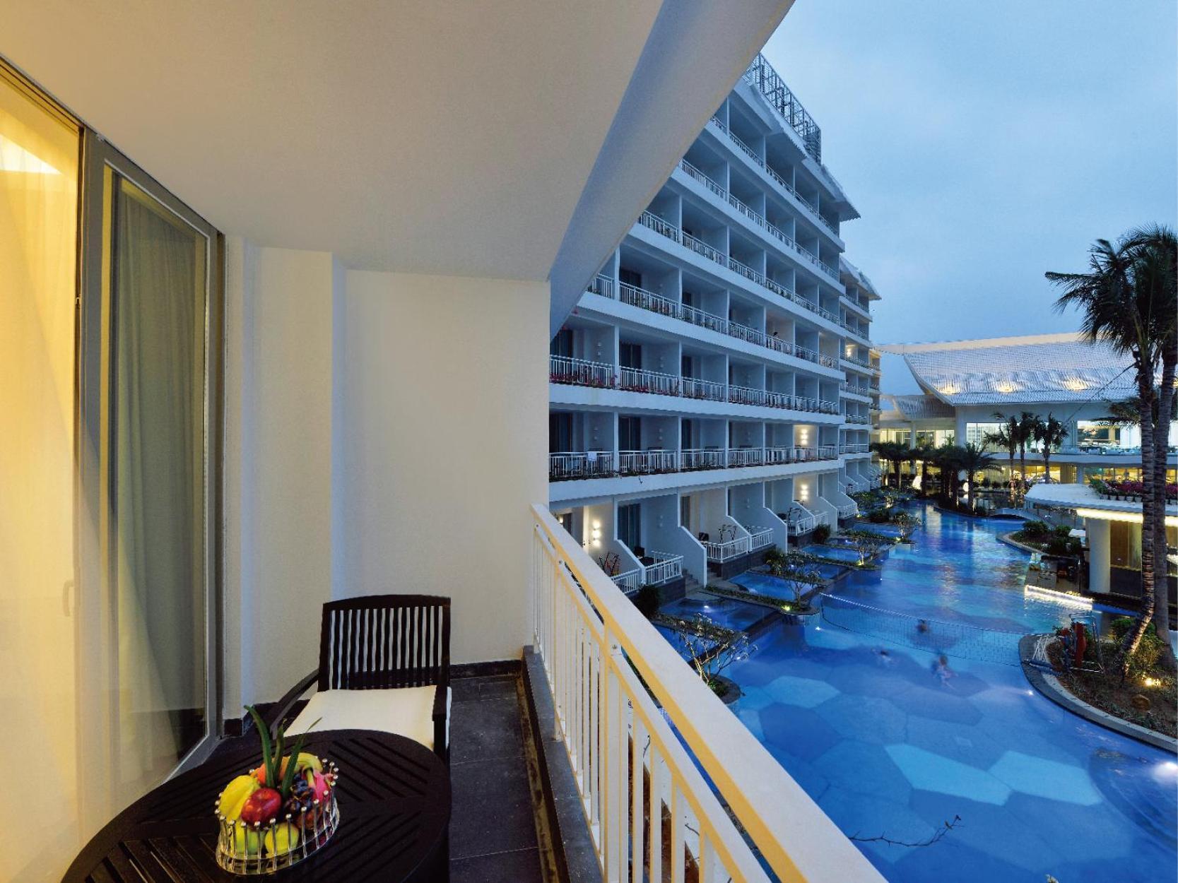 Palace Resort Villas Yalong Bay Tam Á Ngoại thất bức ảnh